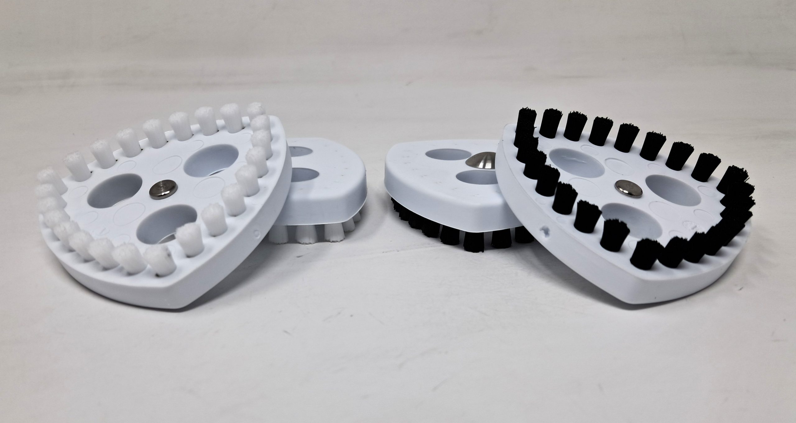 Sieve cleaner PU White bristle brush