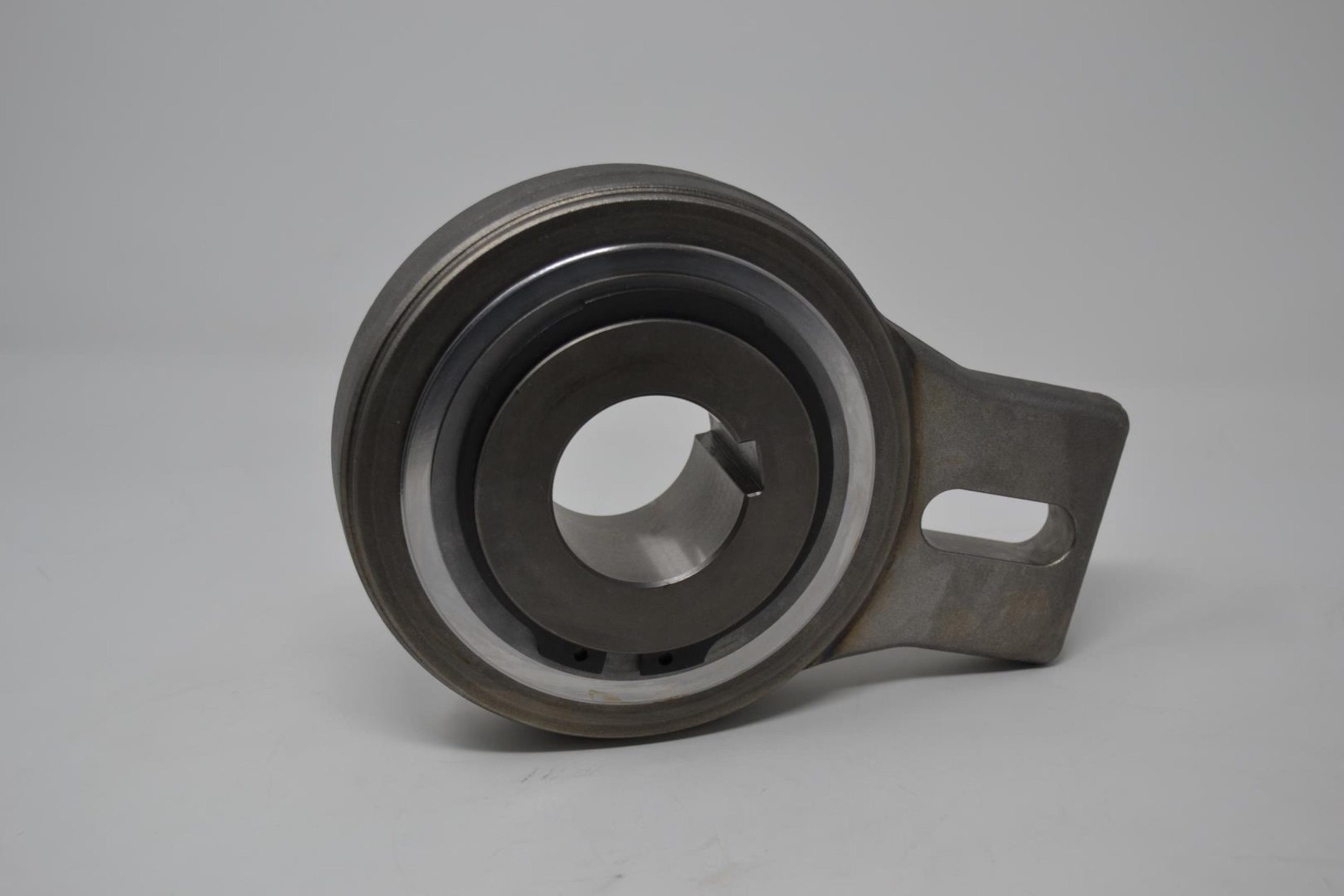 Anti-return device for lift