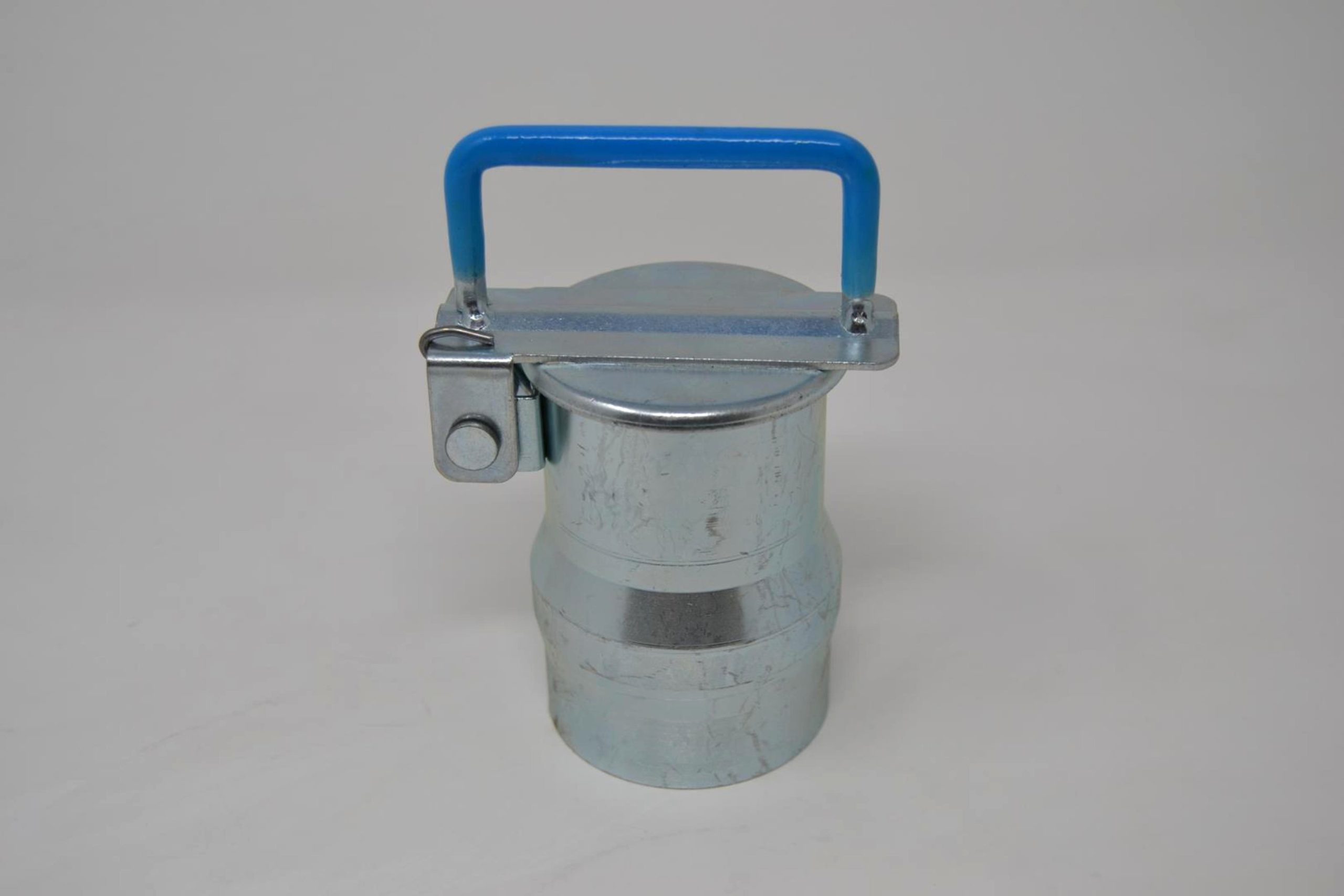 Weld-on suction valve