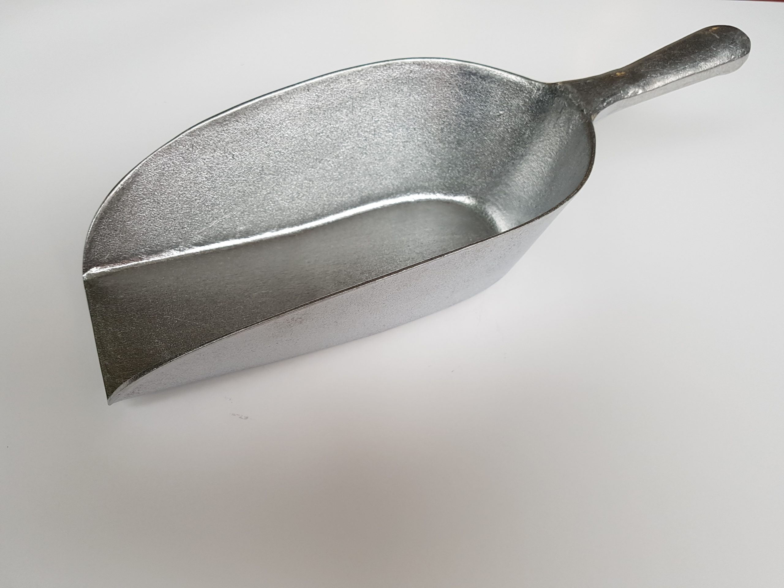 Pelle à main plate en Inox / Aluminium