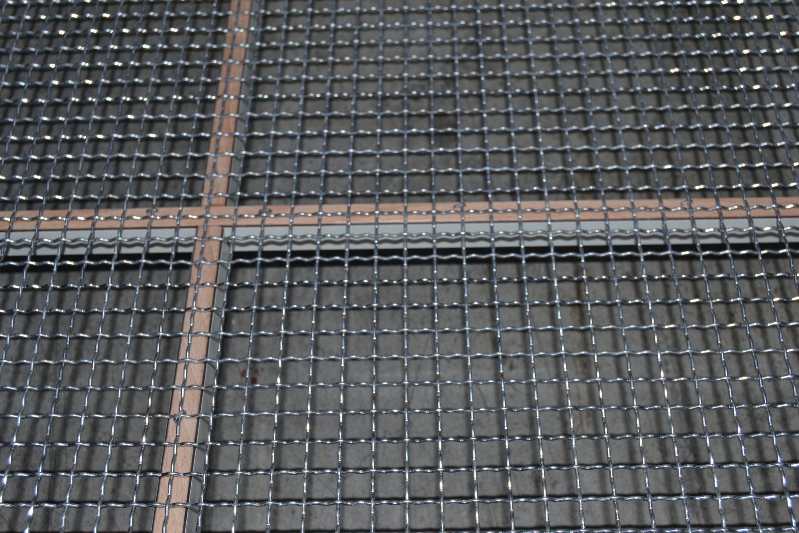 Support grids for sieves