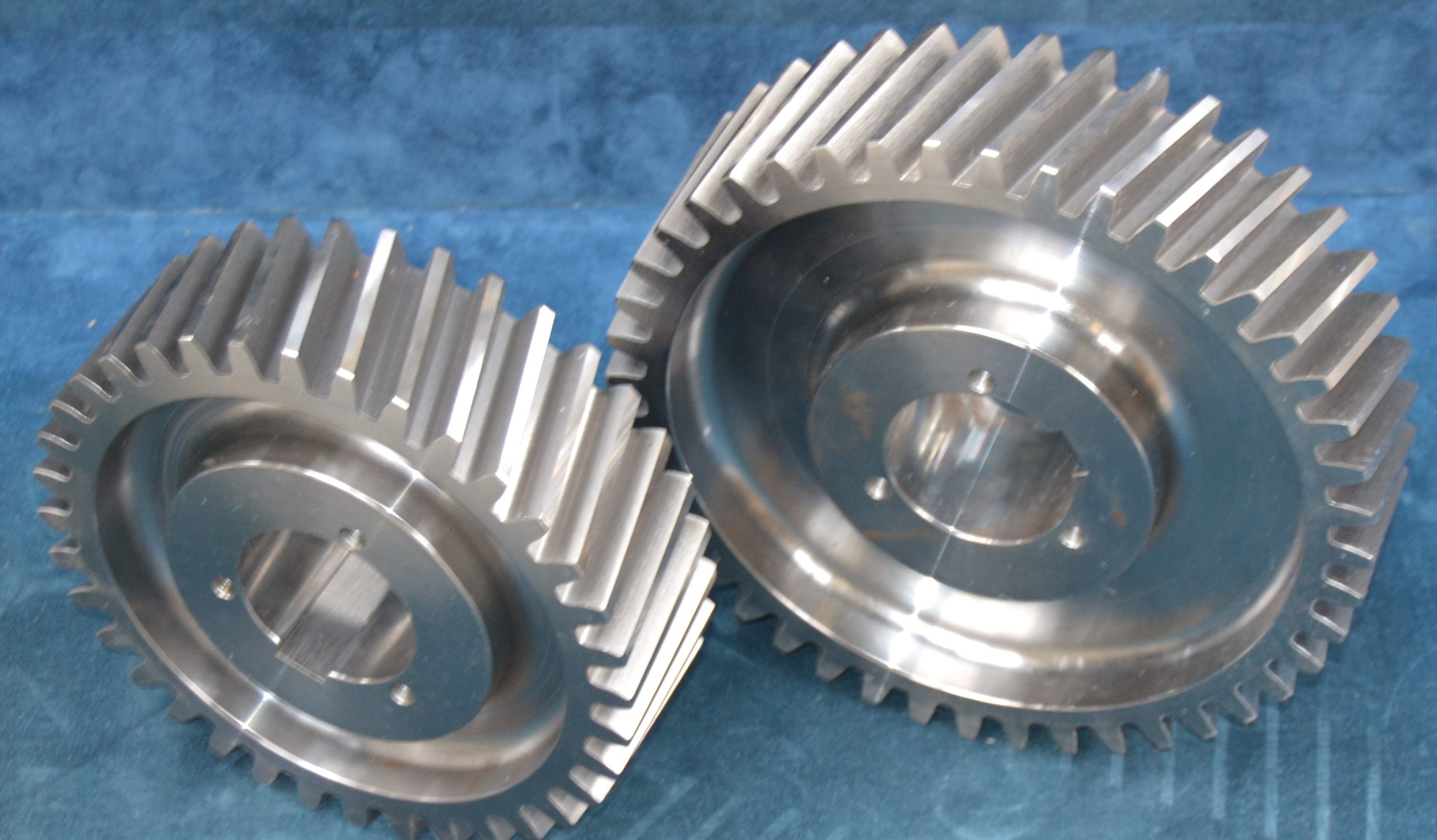 Sprocket for cylinder apparatus