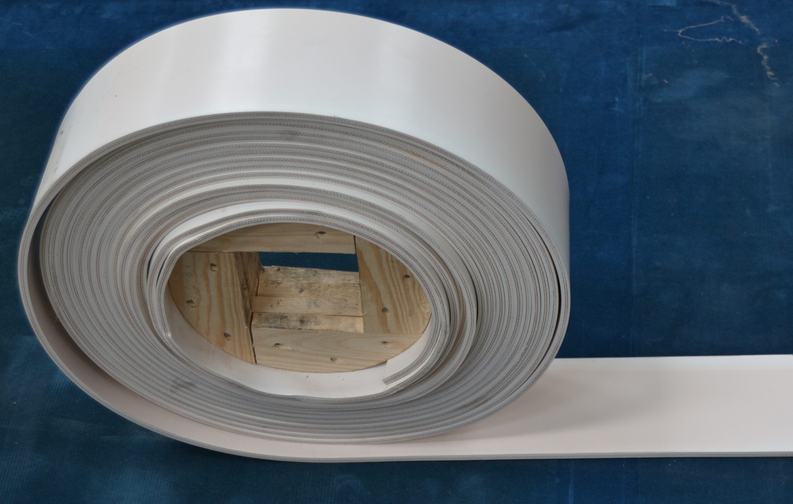 White food-grade lift strap