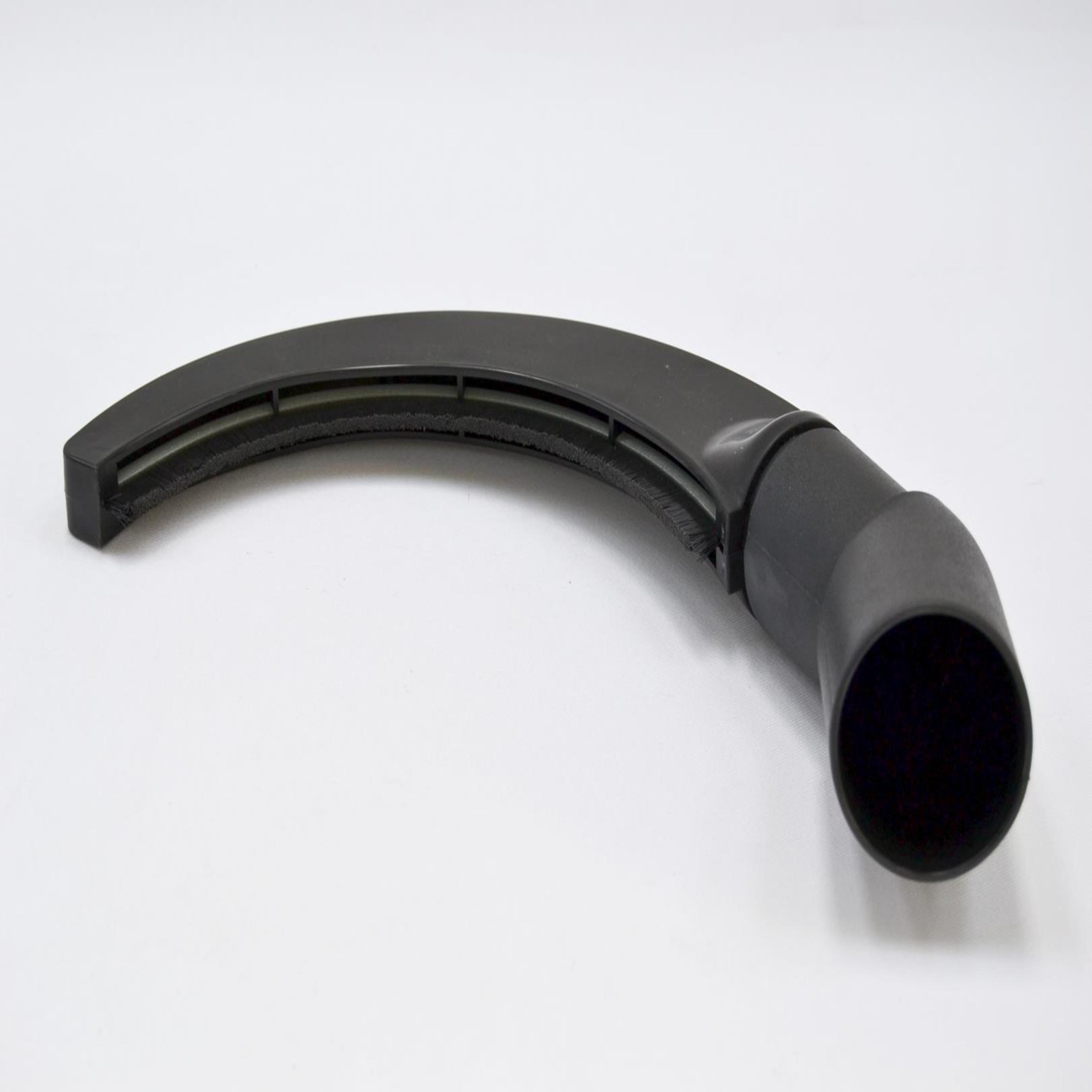  Half-moon suction nozzle