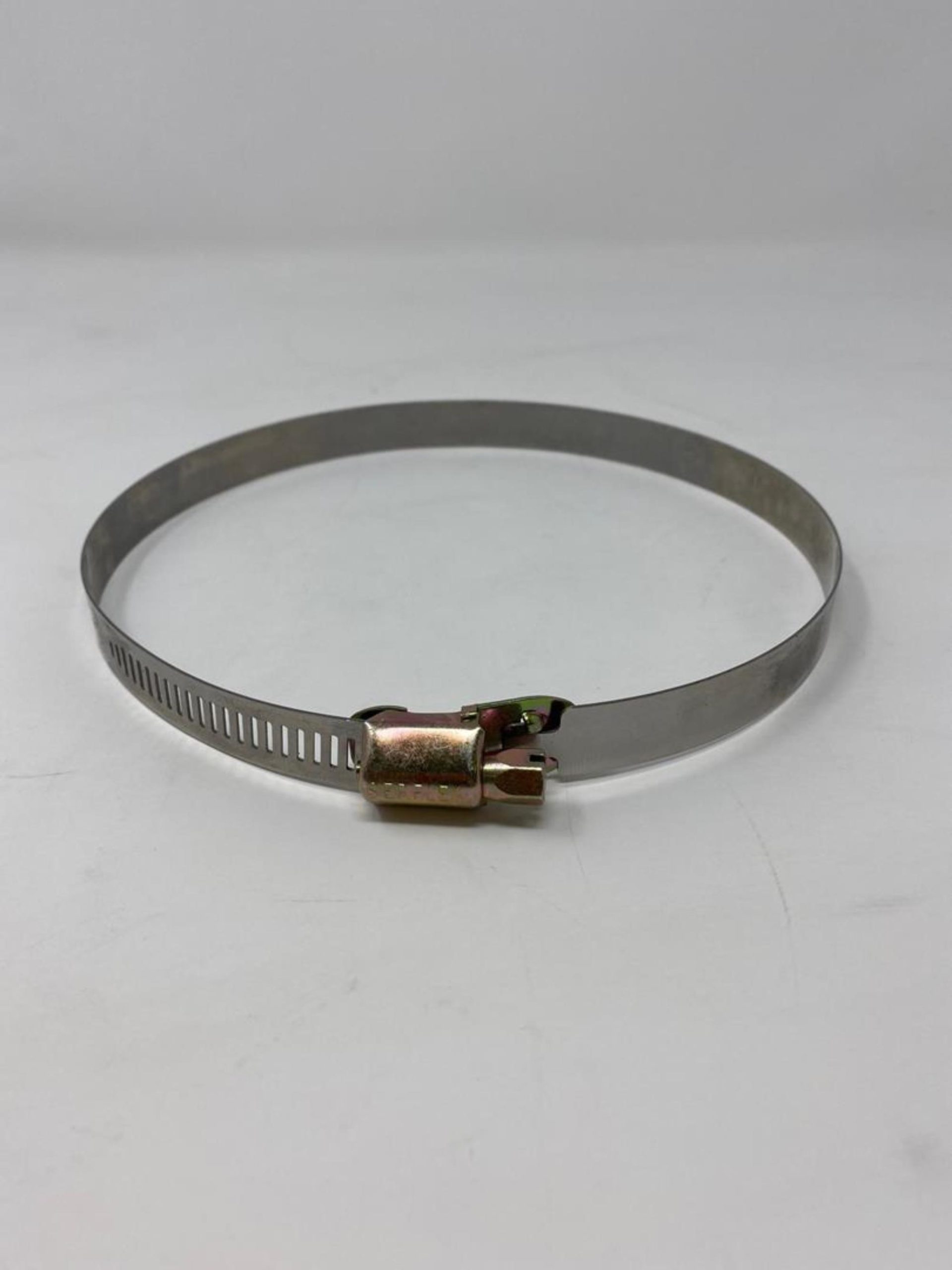 Serflex hose clamp with perforated band