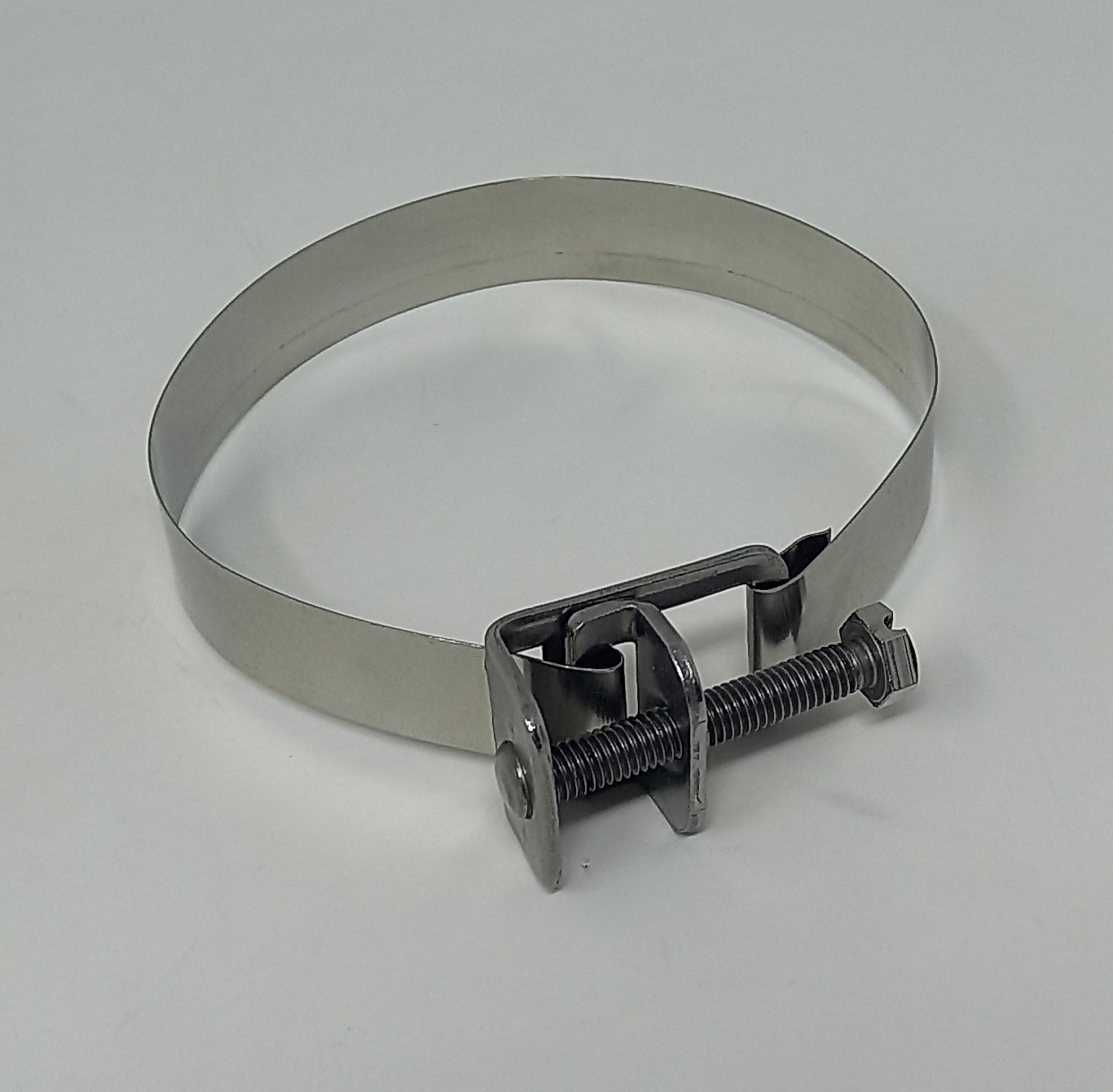 Custom stainless steel collar