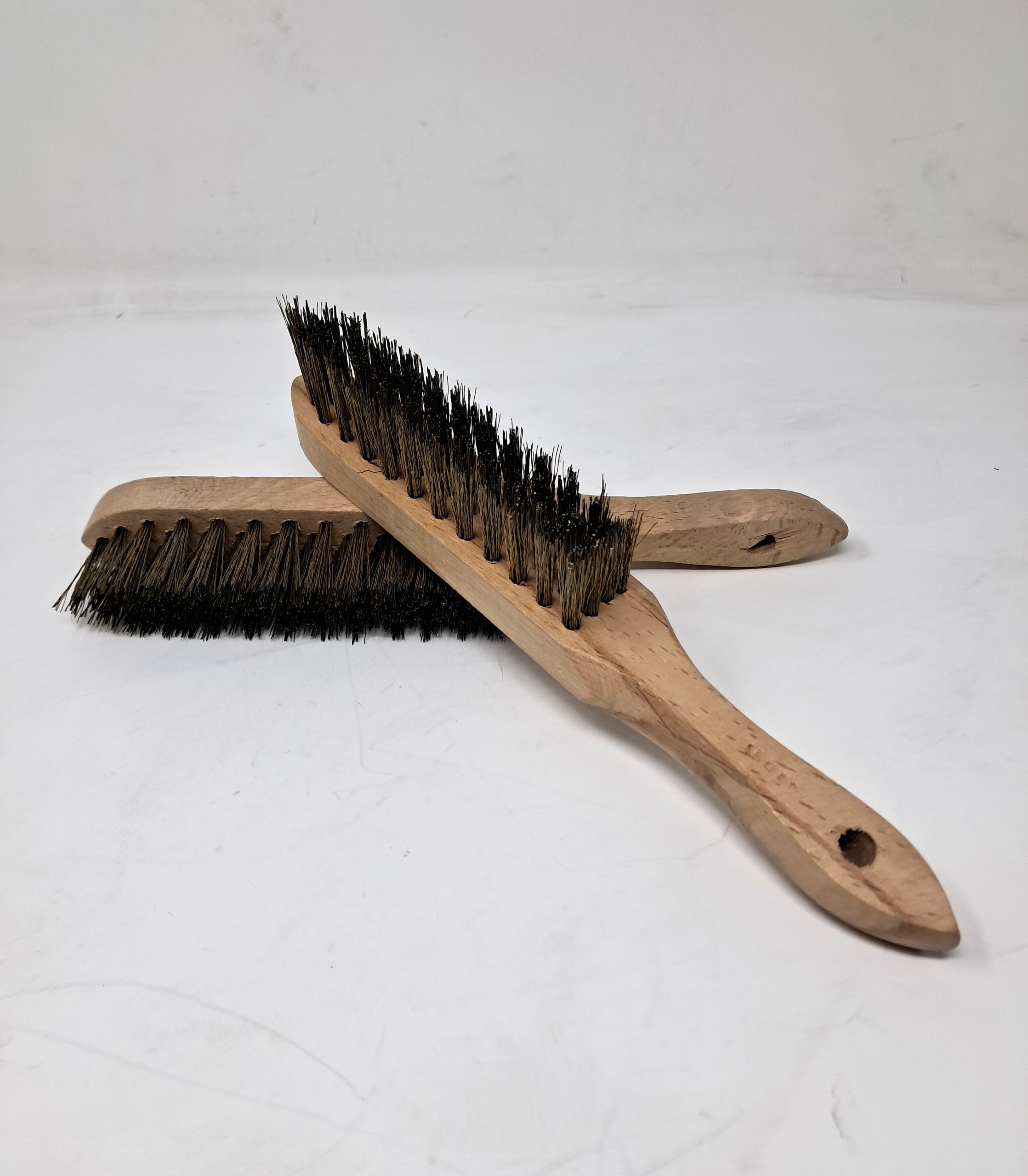 Wire brush